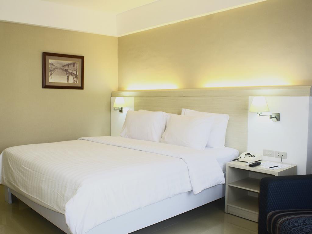 Hotel Sandjaja Palembang Esterno foto
