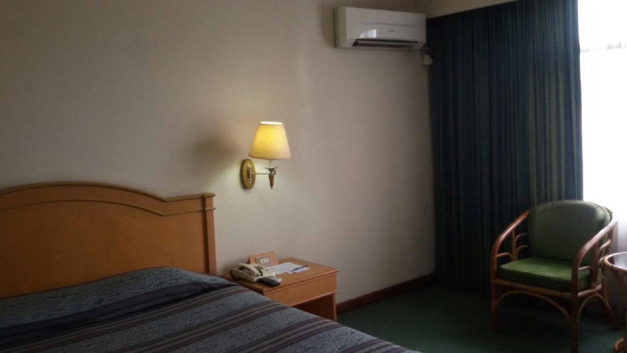 Hotel Sandjaja Palembang Esterno foto