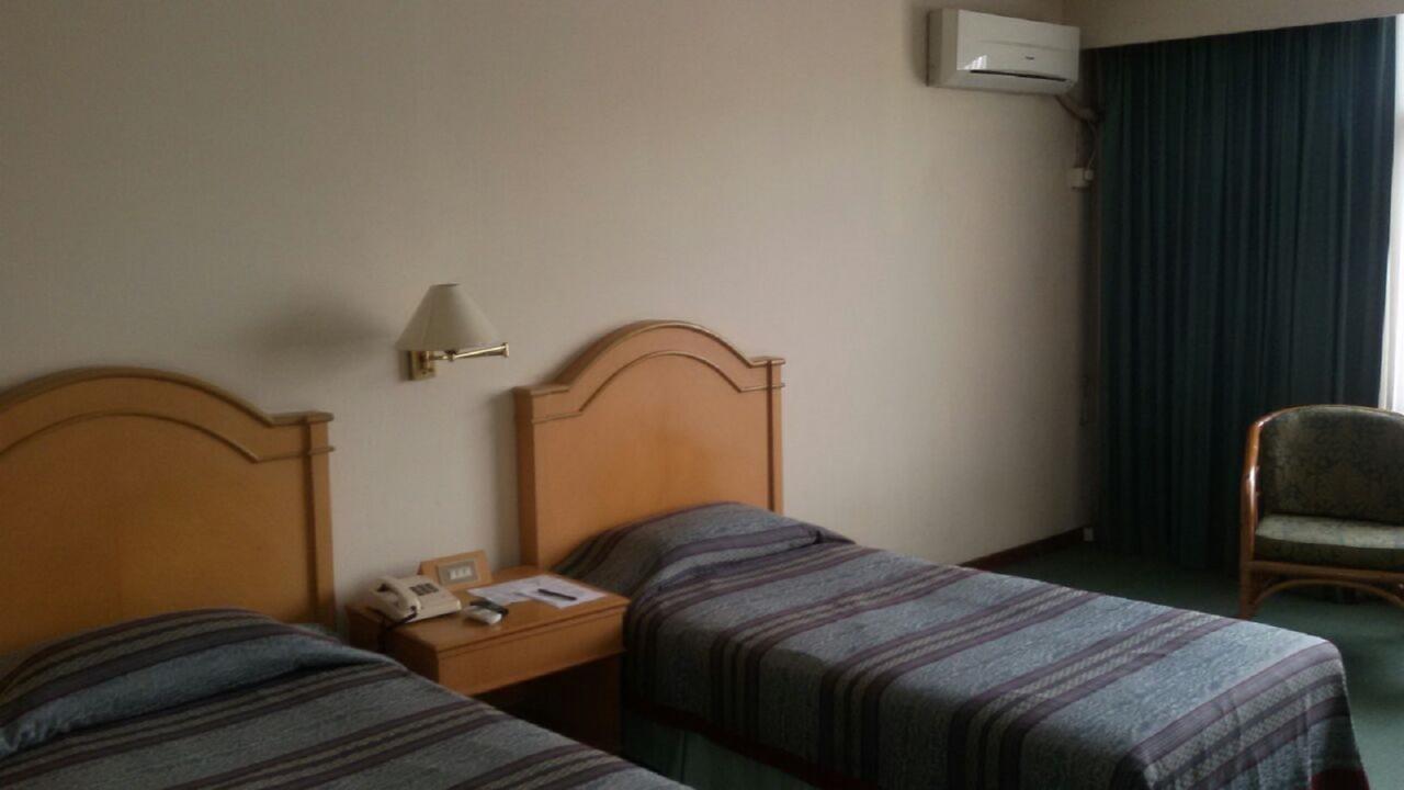 Hotel Sandjaja Palembang Esterno foto